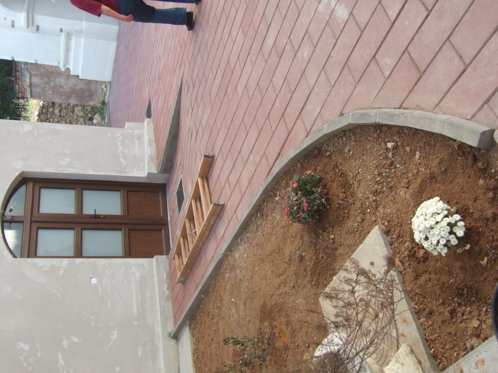 Фотографија из галерије Манастира Кувеждин, 2011 (26)